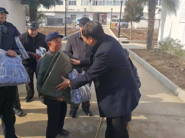 简报